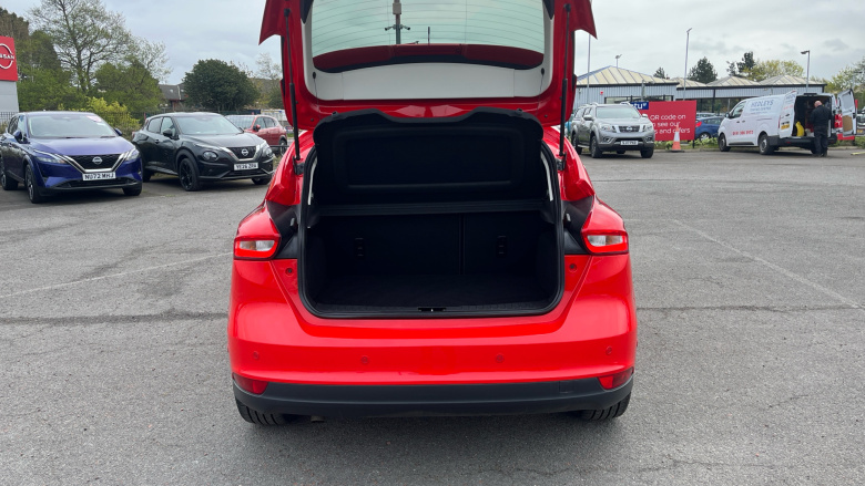 Ford Focus 1.0 EcoBoost 125 Titanium 5dr Petrol Hatchback